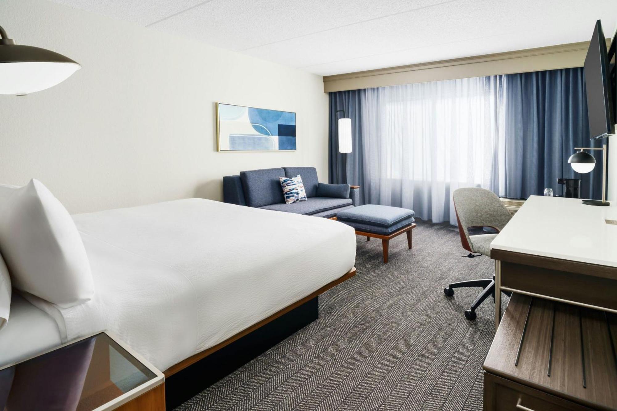 Courtyard Chicago Midway Airport Hotel Bedford Park