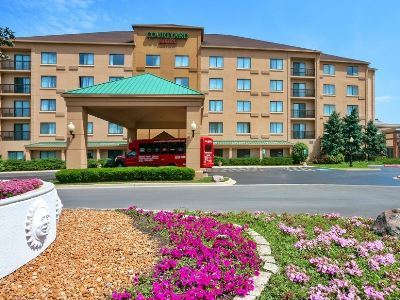 Courtyard Chicago Midway Airport Hotel 3*